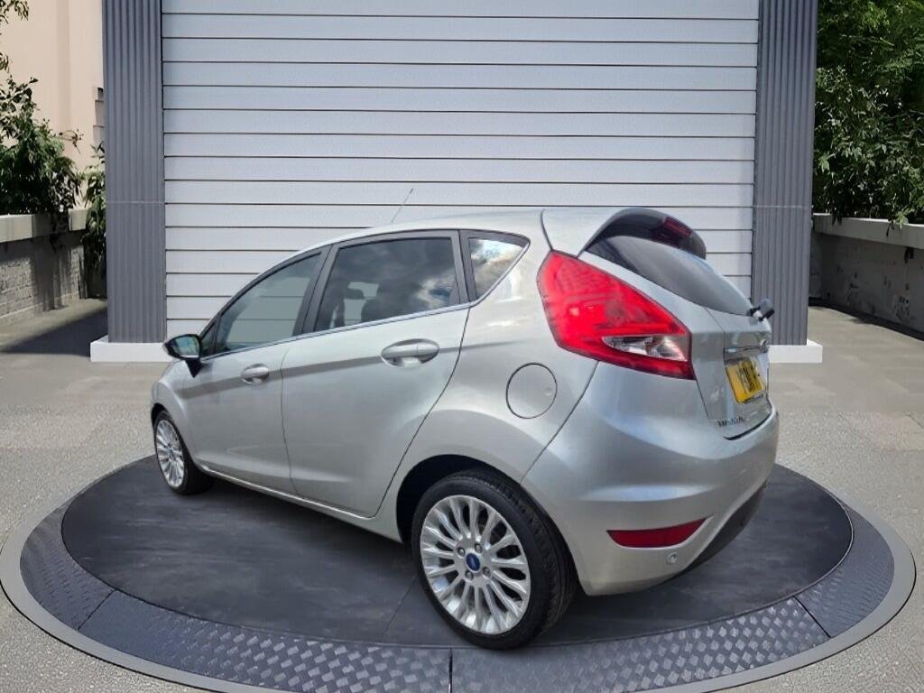 Ford Fiesta 1.4 Titanium 5dr