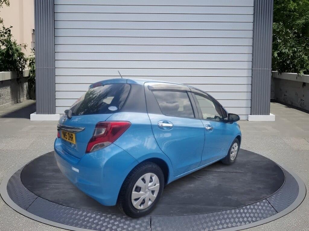 Toyota Yaris 1.33 Dual VVT-i Icon Multidrive S Euro 5 5dr