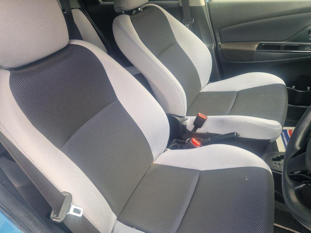 Toyota Yaris 1.33 Dual VVT-i Icon Multidrive S Euro 5 5dr