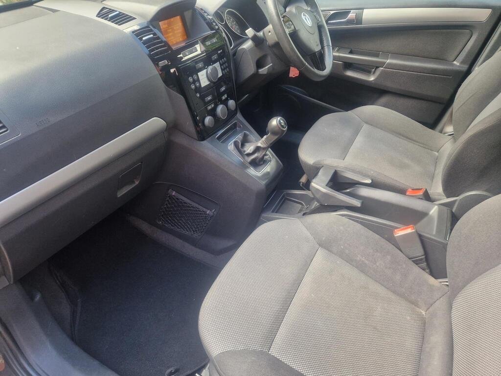 Vauxhall Zafira 1.6 16V Design Euro 5 5dr (SNav)