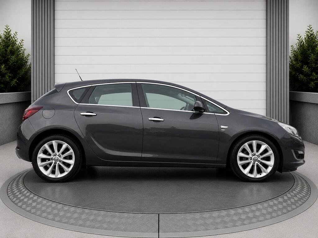 Vauxhall Astra 2.0 CDTi EcoFLEX SE Euro 5 (s/s) 5dr