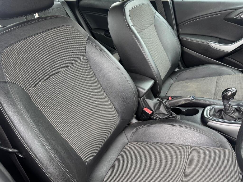 Vauxhall Astra 2.0 CDTi EcoFLEX SE Euro 5 (s/s) 5dr
