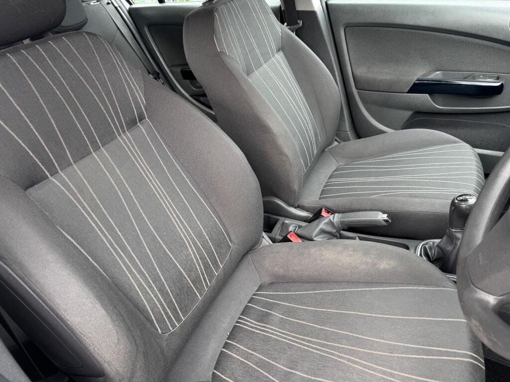 Vauxhall Corsa 1.2i 16v Club 5dr