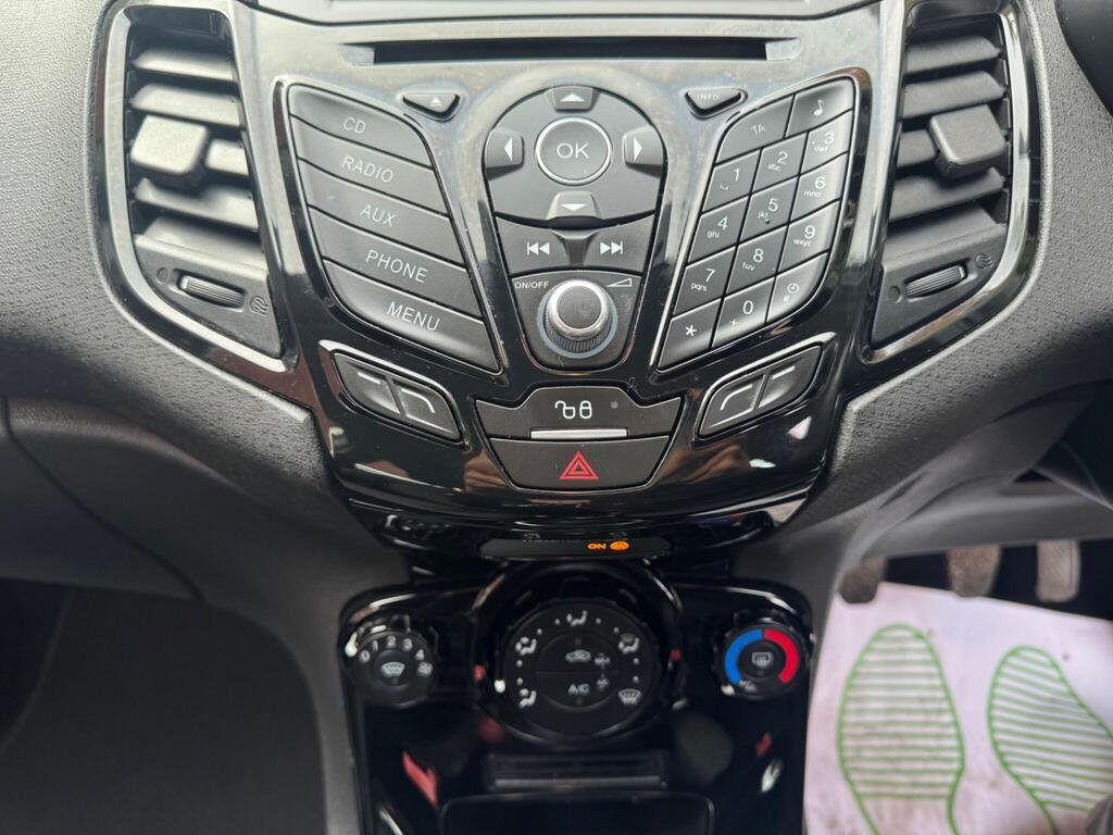 Ford Fiesta 1.25 Zetec Euro 6 5dr